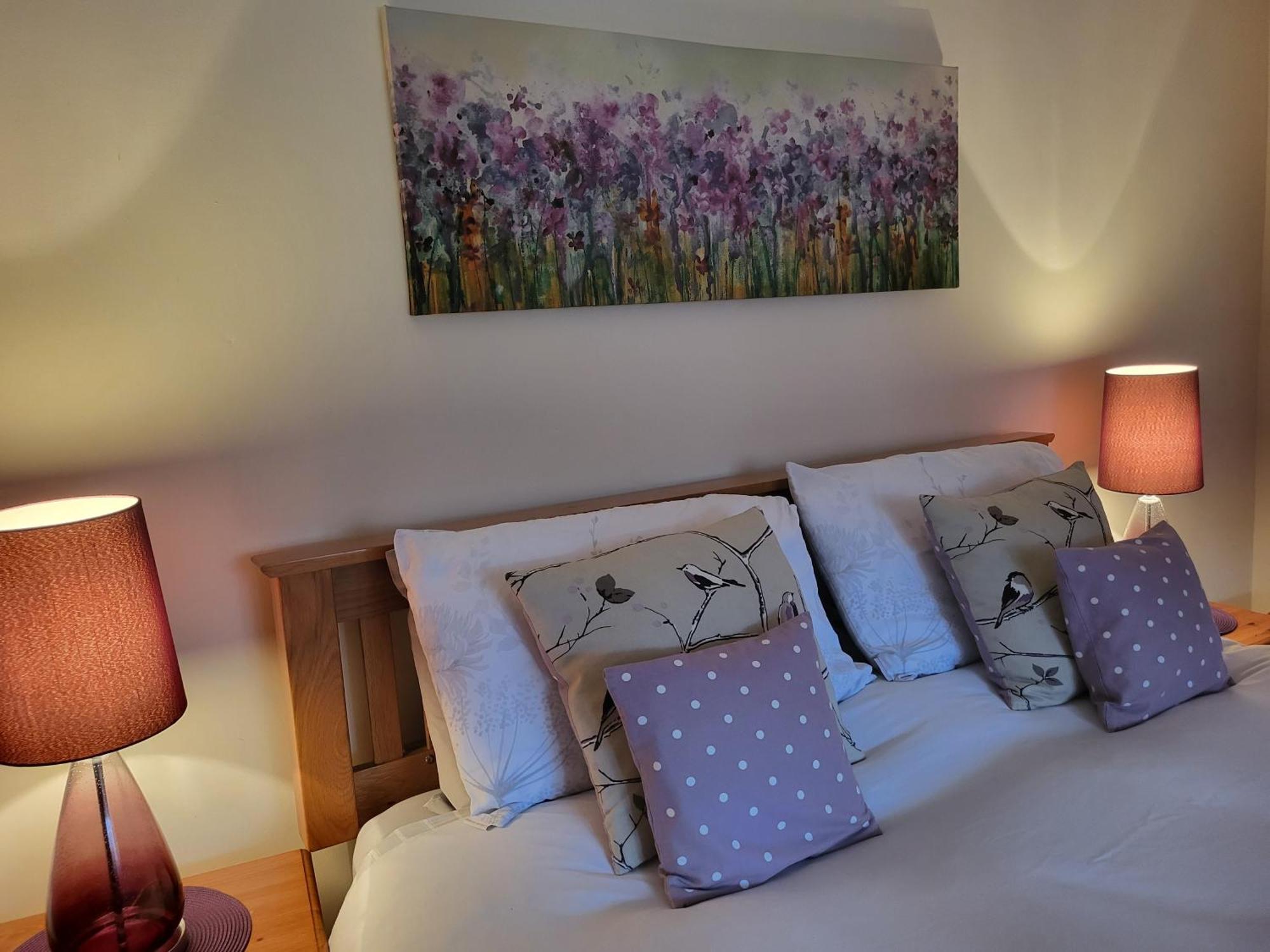Grayz Townhouse - Free Onsite Parking For 2 Cars Villa Lincoln Eksteriør bilde