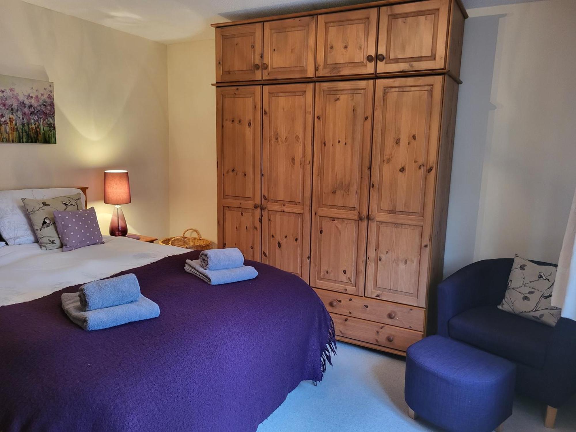 Grayz Townhouse - Free Onsite Parking For 2 Cars Villa Lincoln Eksteriør bilde
